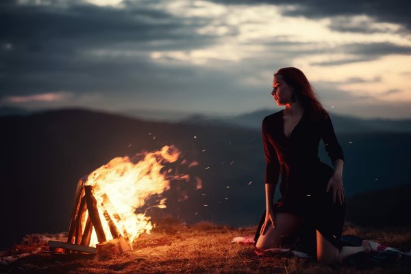 Фотосессия на фоне костра