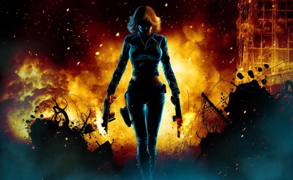 Девушка на фоне взрыва