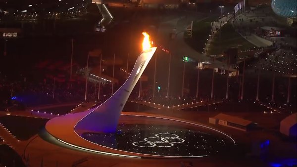 Чаша олимпийского огня в Сочи