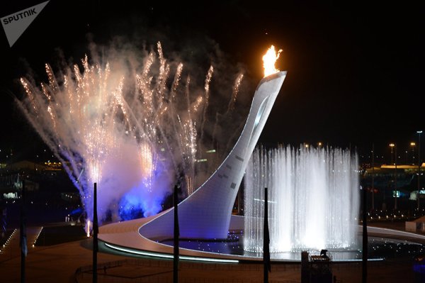 Зажжение олимпийского огня в Сочи