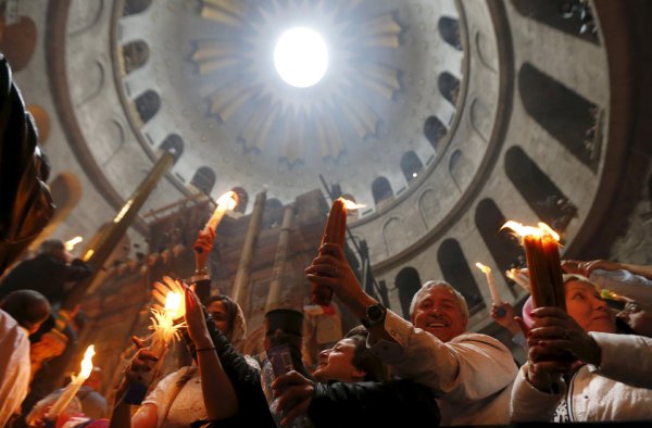 Схождение Благодатного огня в Иерусалиме