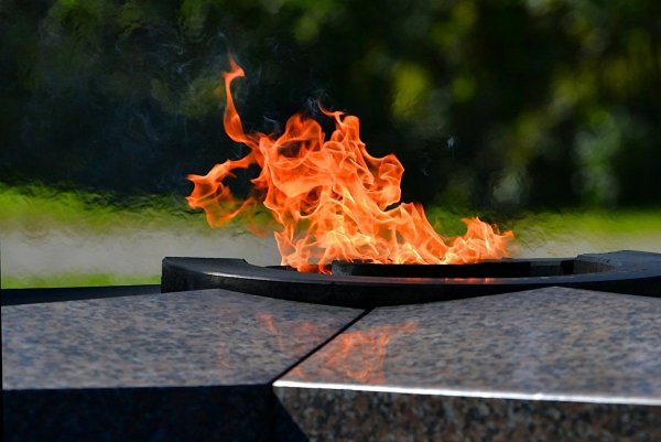 Вечно горящий огонь