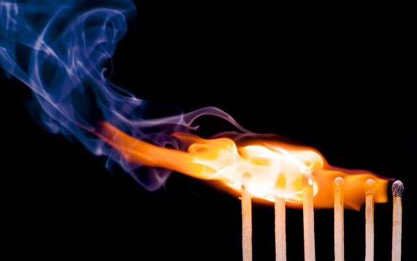 Горение спички