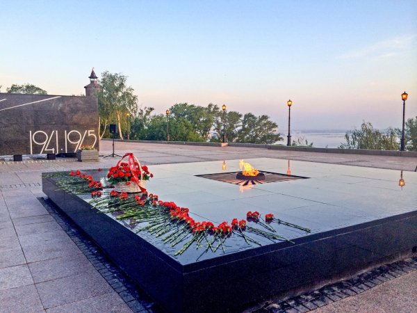 Мемориал вечный огонь в Нижегородском Кремле