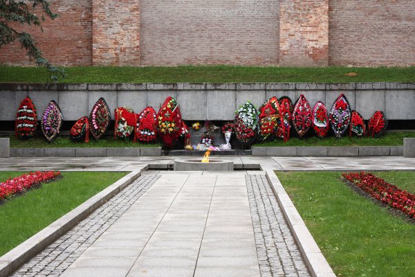 Великий Новгород мемориальный комплекс «вечный огонь славы»