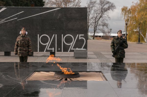 Вечный огонь Нижний Новгород мемориал