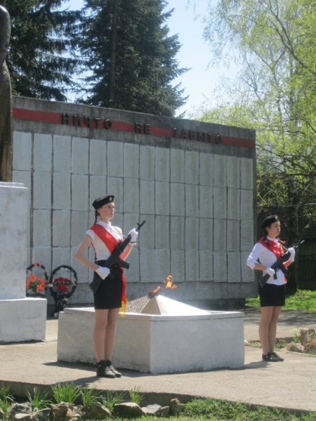 Пионеры в почетном Карауле