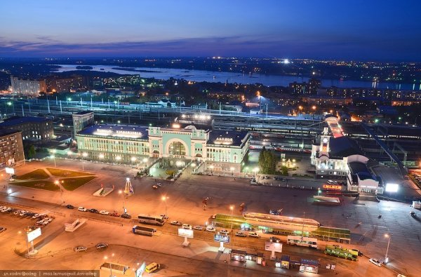 Площадь Гарина-Михайловского в Новосибирске