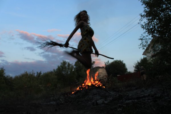 Фотосессия с метлой