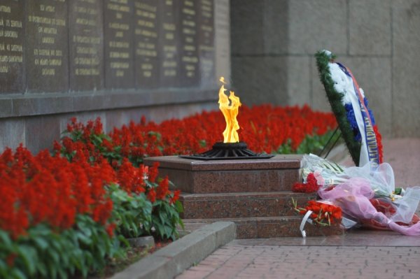 Вечный огонь Севастополь