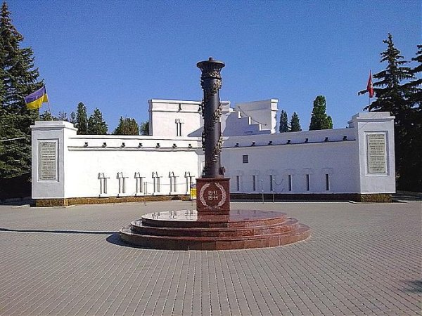 Мемориал вечный огонь Севастополь