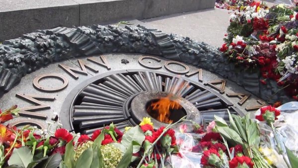 Огонь славы в Киеве