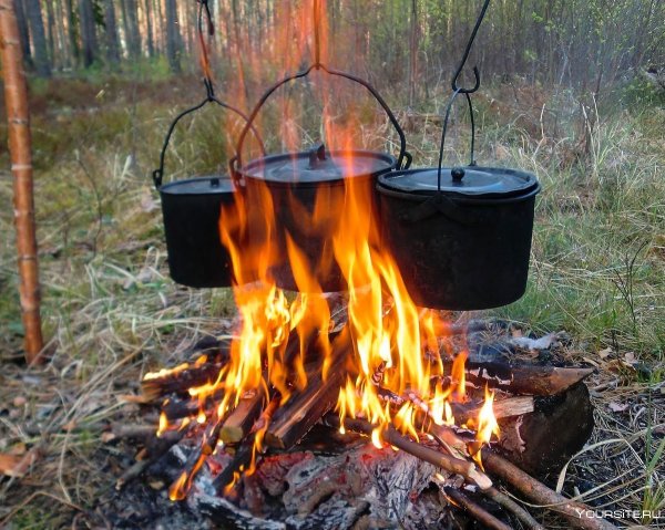 Котелок на костре