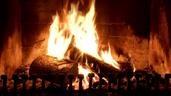 Огонь в камине