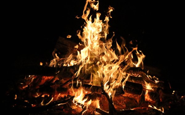 Обои на рабочий стол огонь