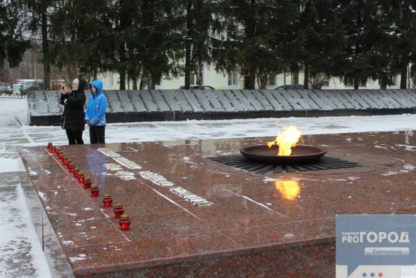 Стерлитамак вечный огонь танки