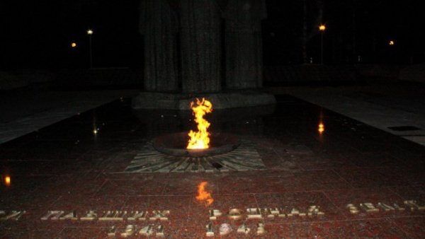 Памятник вечный огонь в Сыктывкаре