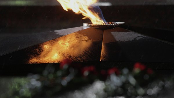 Вечный огонь в Ленинском районе Нижнего
