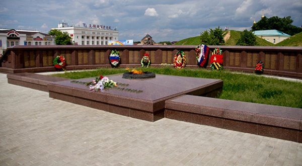 Дмитров город воинской славы вечный огонь