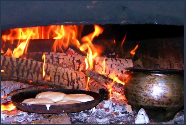 Русская печь с огнем