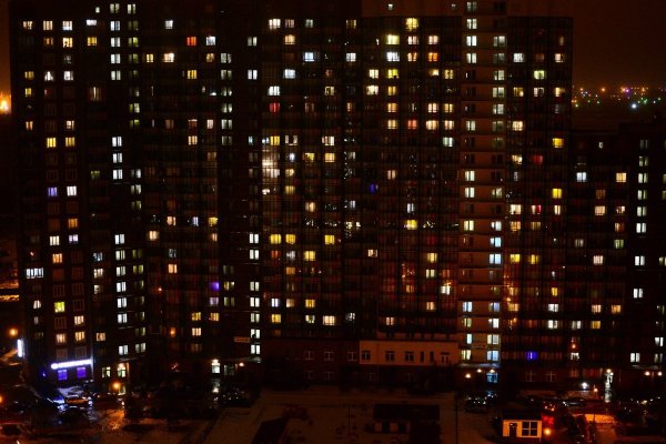 Ночные окна домов