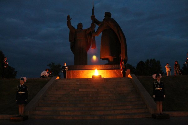 Мемориал в Лагерном саду Томск