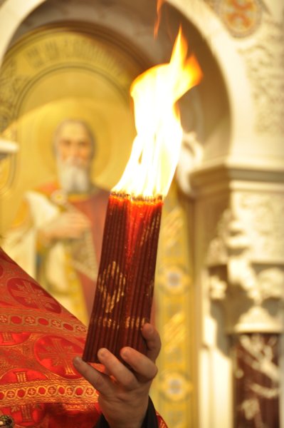 Благодатный огонь в Иерусалиме