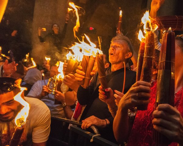 Сошествие Благодатного огня в Иерусалиме