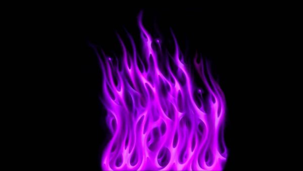Фиолетовый огонь на черном фоне