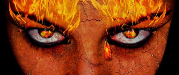 Лицо с огненными глазами
