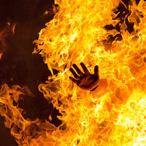 Человек огонь