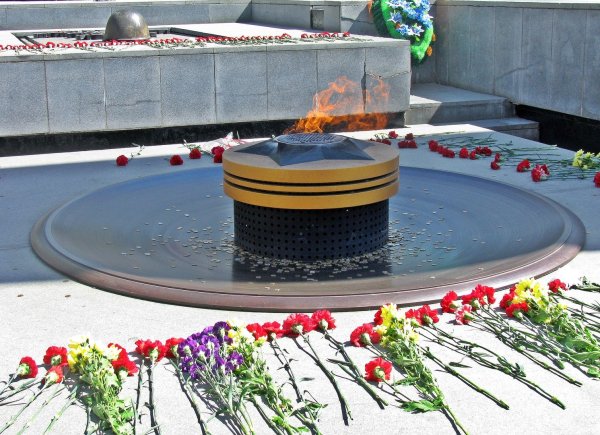 Вечный огонь Новосибирск