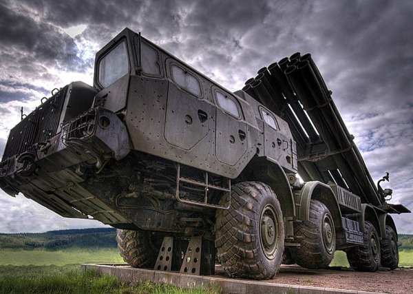 Система залпового огня смерч