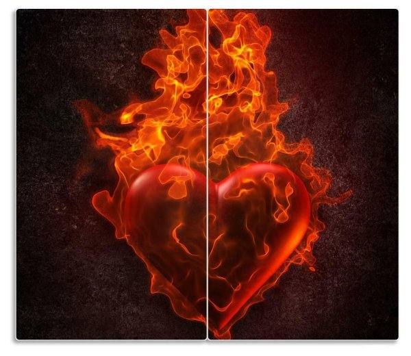 Горящее сердце в цепях