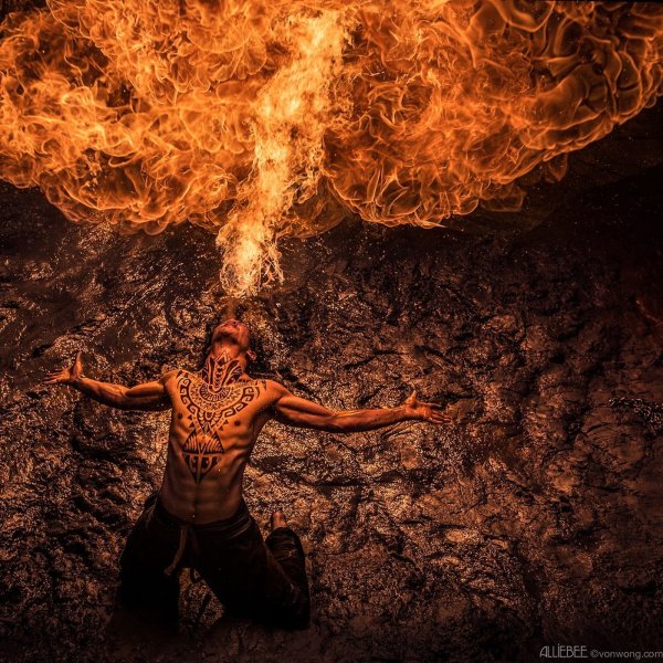 Огненный человек