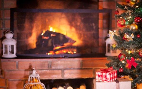 Огонь в камине новый год