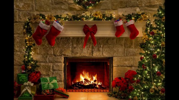 Новый год горящий камин