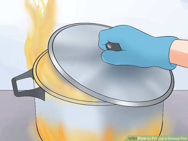 Масло в кастрюле