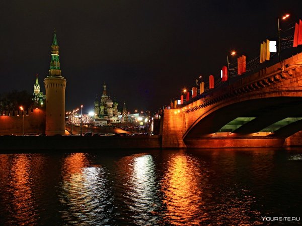 Большой Москворецкий мост в Москве