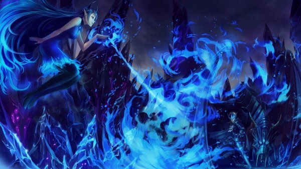 Девушка в синем пламени