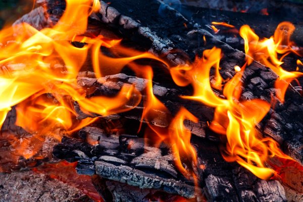 Угли и пламя
