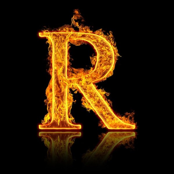 Буква r на черном фоне