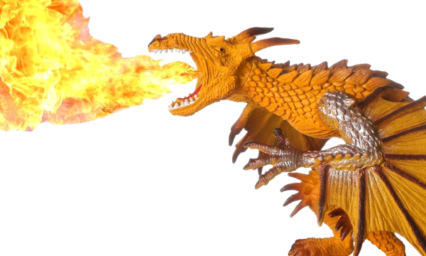 Дракон дышит огнем