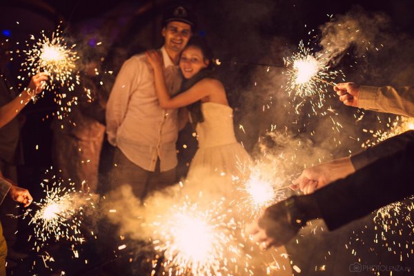 Бенгальские огни на свадьбе