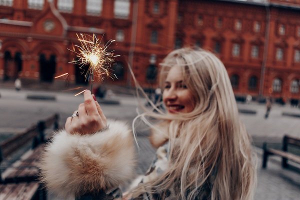 Фотосессия с бенгальскими огнями