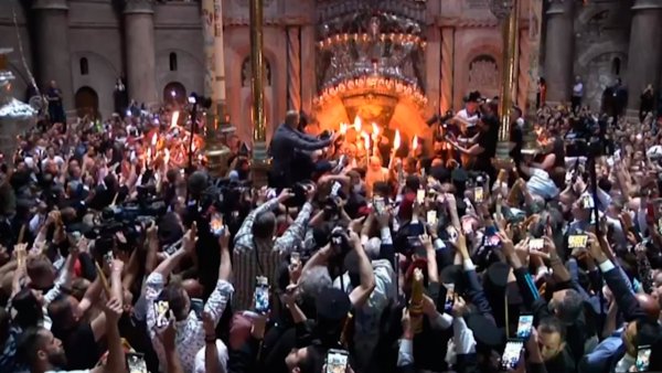 Храм Воскресения Христова в Иерусалиме Благодатный огонь