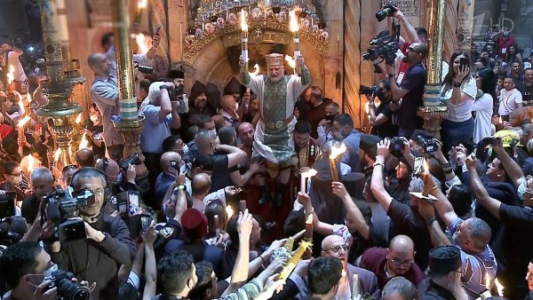 Храм гроба Господня в Иерусалиме Сошествие Благодатного огня