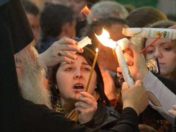 Храм гроба Господня Благодатный огонь