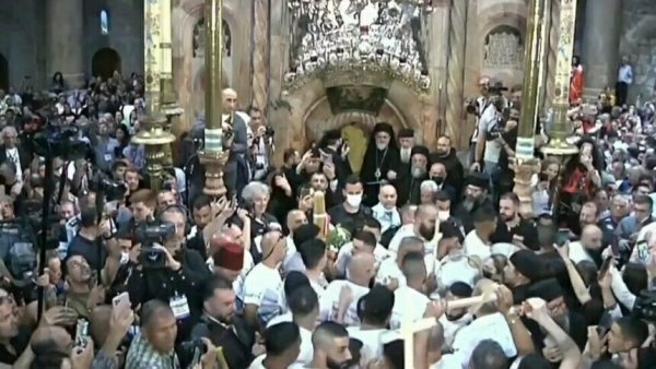 Схождение Благодатного огня в Иерусалиме 1997