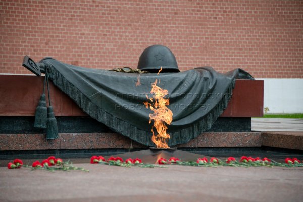 Москва вечный огонь могила неизвестного солдата
